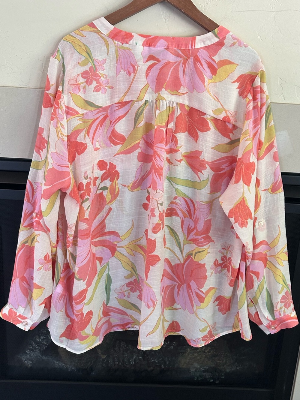 ▶️ Zac & Rachel Floral Blouse Women’s 2X Pink Button Front Roll Tab Sleeve Plus - Picture 2 of 11